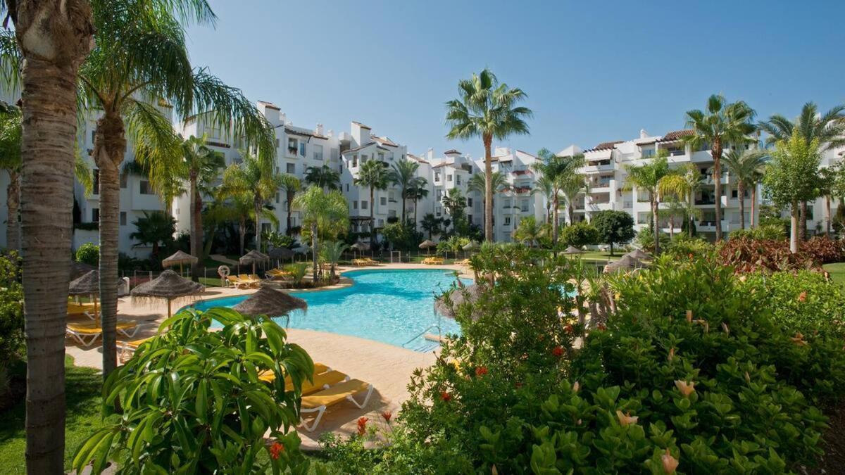 Costalita On The Beach - 3 Bedroom Cosy Apartment Estepona Dış mekan fotoğraf